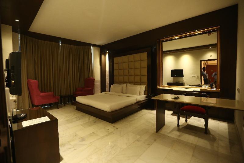 Satvik By Chhabra Hotel Nova Deli Exterior foto