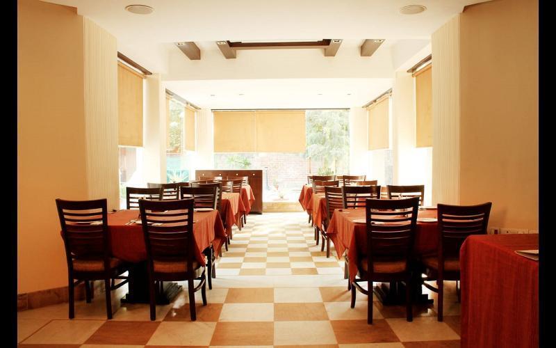 Satvik By Chhabra Hotel Nova Deli Exterior foto